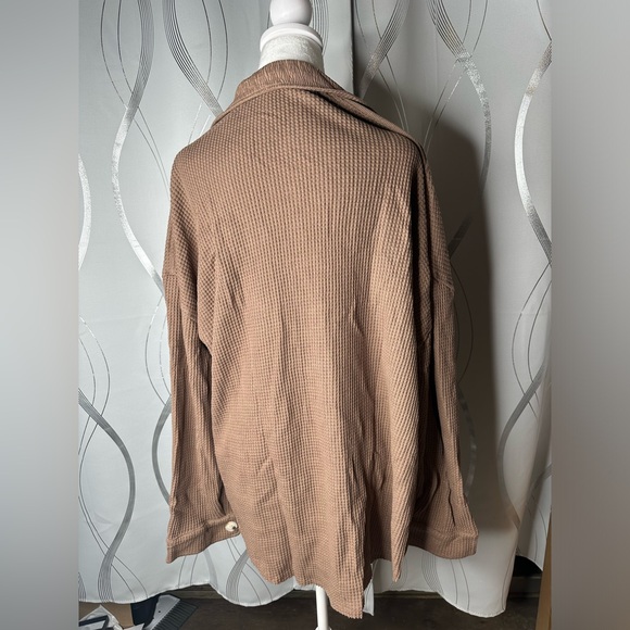 Dqbeng Women's loose guge knit jacket with buttons - Picture 3 of 4